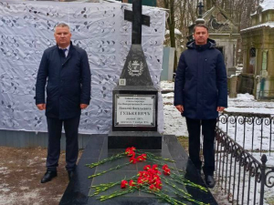 Церемония открытия памятника в Санкт-Петербурге 